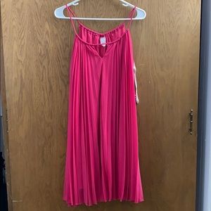 Pink pleated chiffon dress with adjustable top